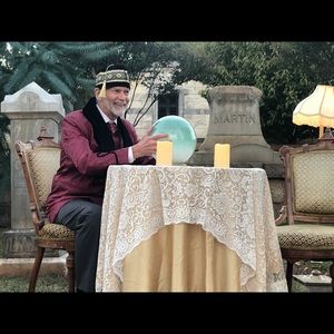 Meet your Posher, Robert